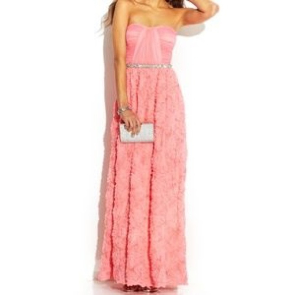 As U Wish Strapless Dress